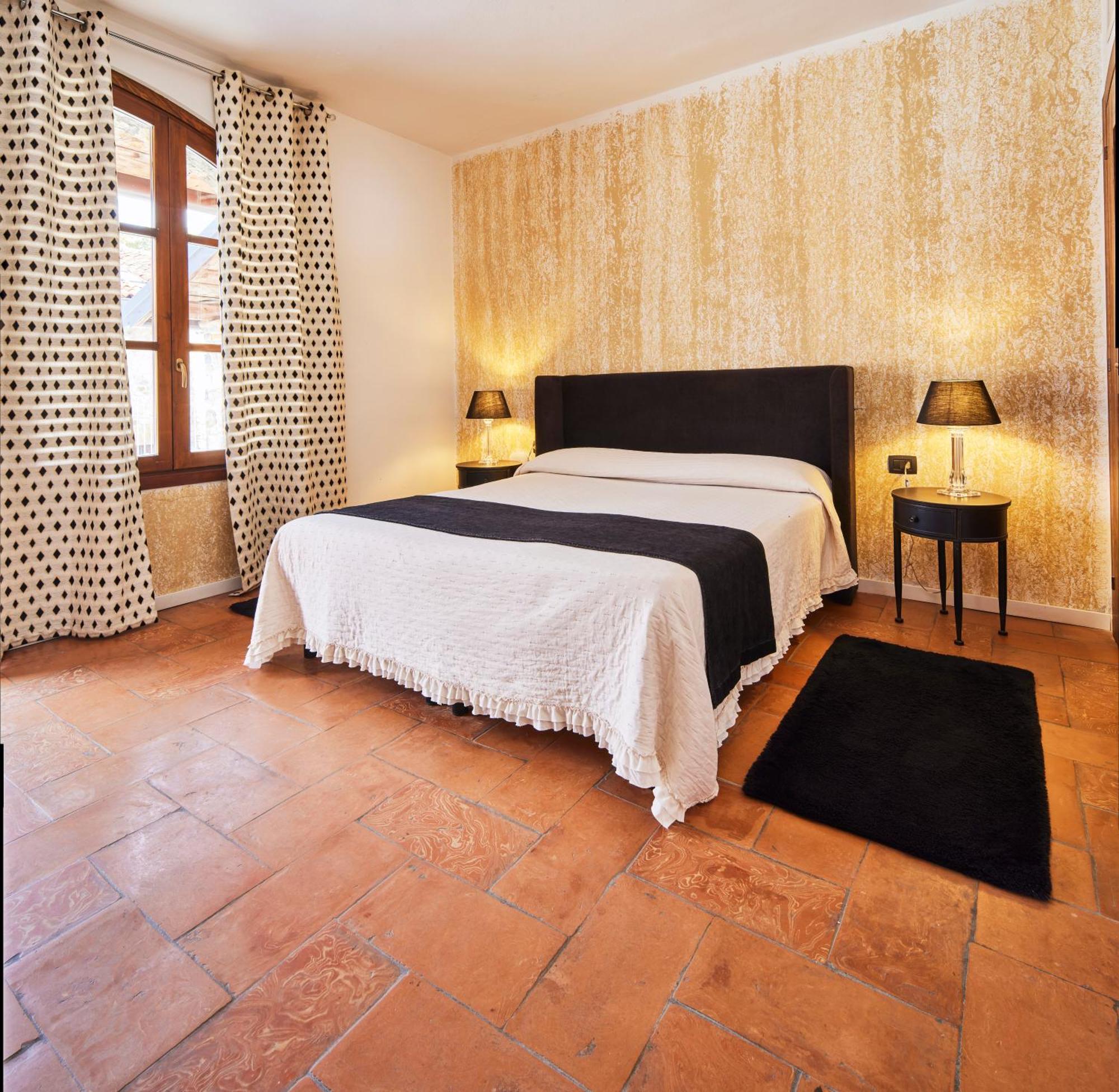 קומו Agriturismo Cascina Mirandola מראה חיצוני תמונה