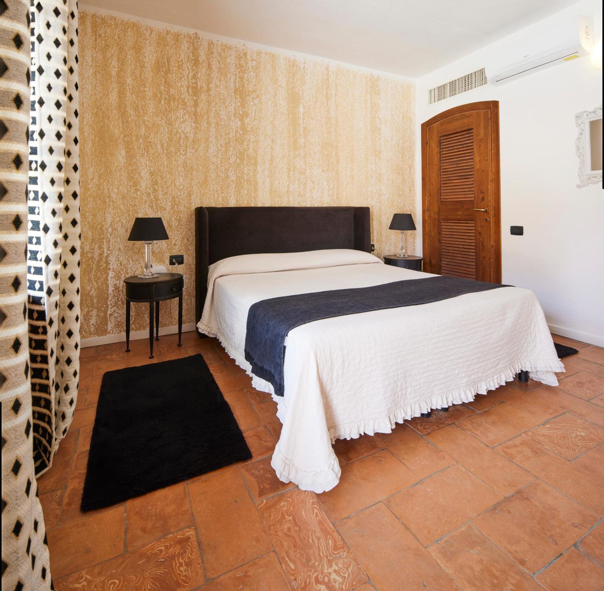 קומו Agriturismo Cascina Mirandola מראה חיצוני תמונה